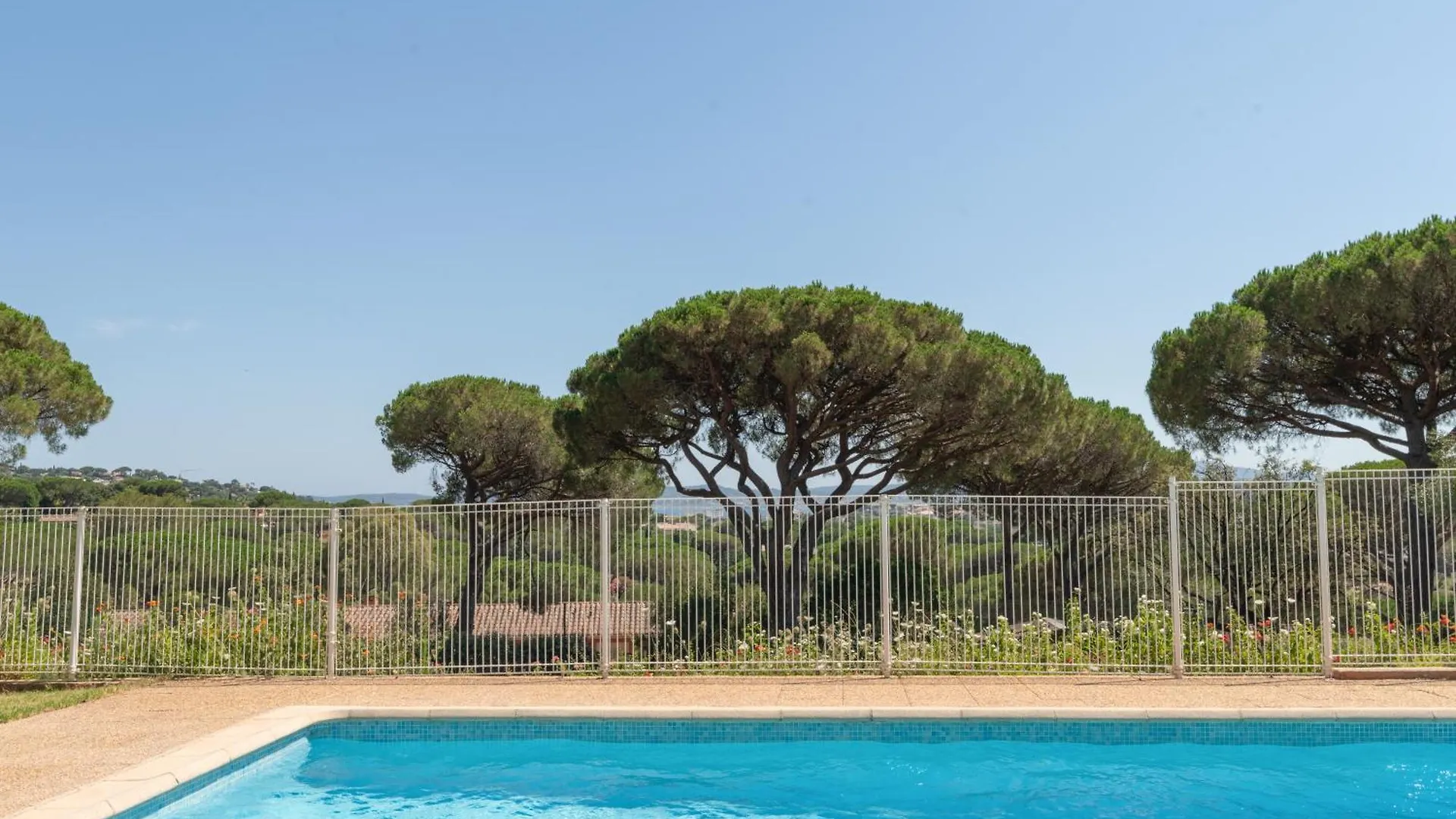 Villa Joli mazet clim vue St Tropez à Sainte-Maxime